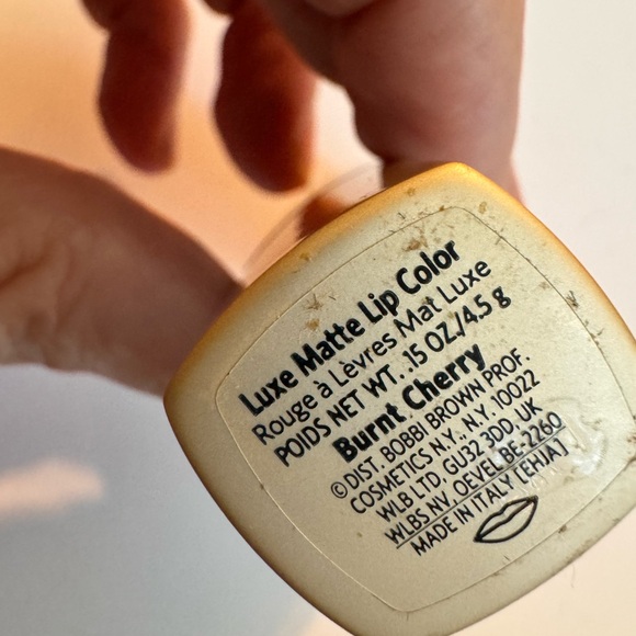 Bobbi Brown Luxe Matte lipstick Burnt Cherry - Picture 3 of 6